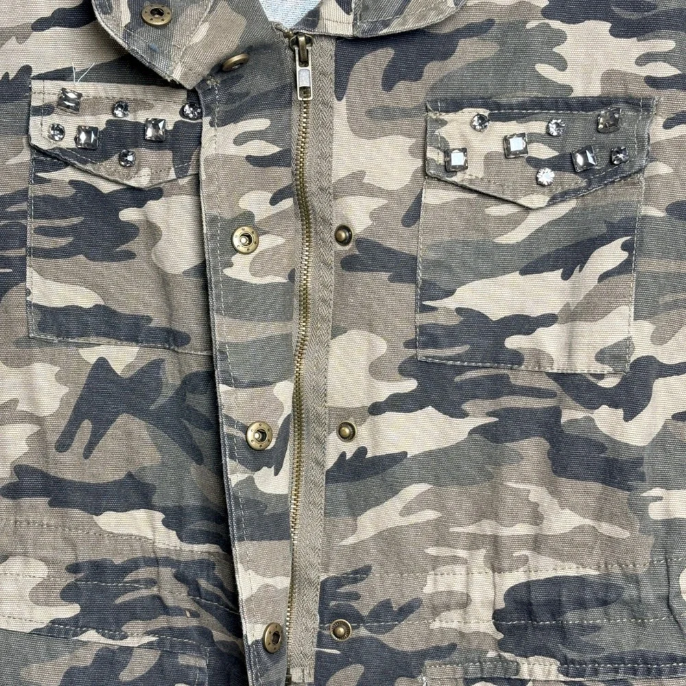 AQUA Camo Utility Jacket Womens Medium Green Good Rhinestone Embellished Cotton
